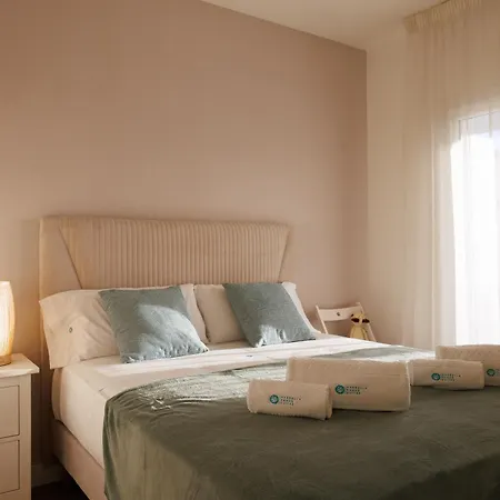 Banus - Banus Playa Rocio Beachfront Complex 马尔韦利亚