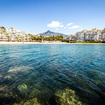 Banus - Banus - Playa Rocio - Beachfront Complex -3bd-3ba - Direct Access To The - Outdoor Terrace - 3 Min Walk To Puerto Banus - Walk To Marina, & El Corte Ing Luxury Shopping - Ideal For Families *